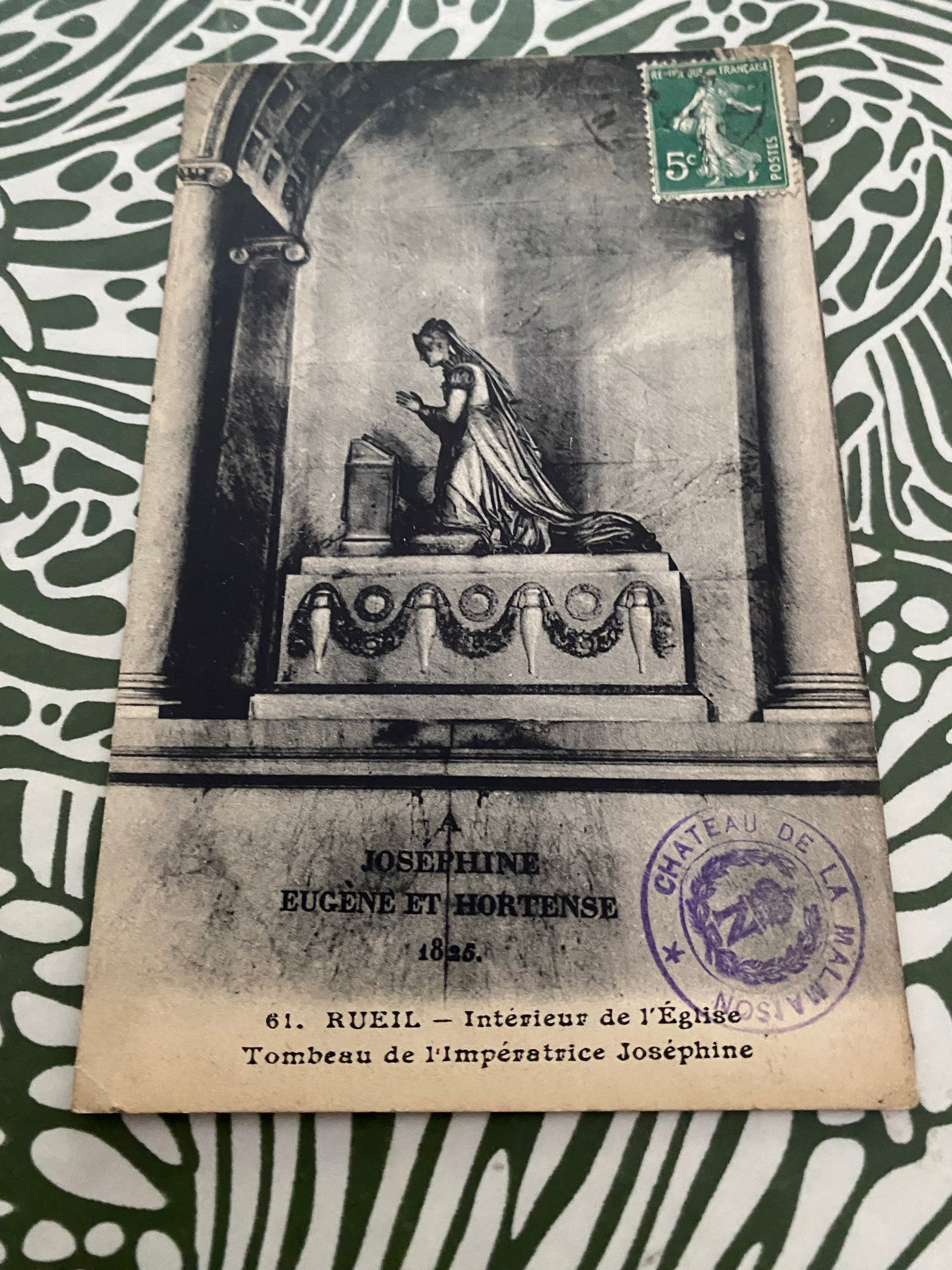Carte postale ancienne Rueil. Intérieur de l’Eglise Tombeau de l’impératrice Joséphine