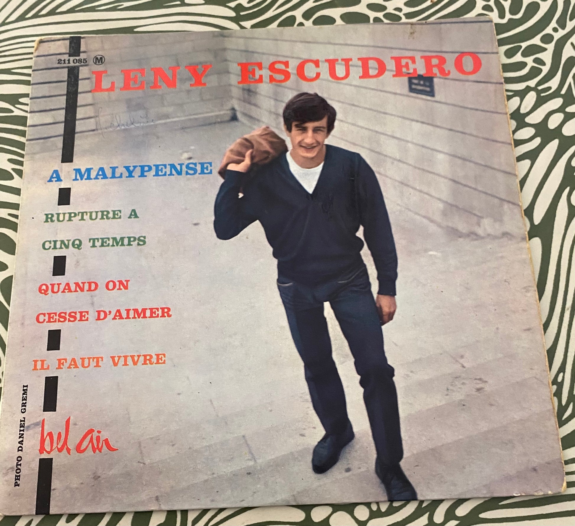 Disque vinyle 45 tours Leny Escudero. A Malypense