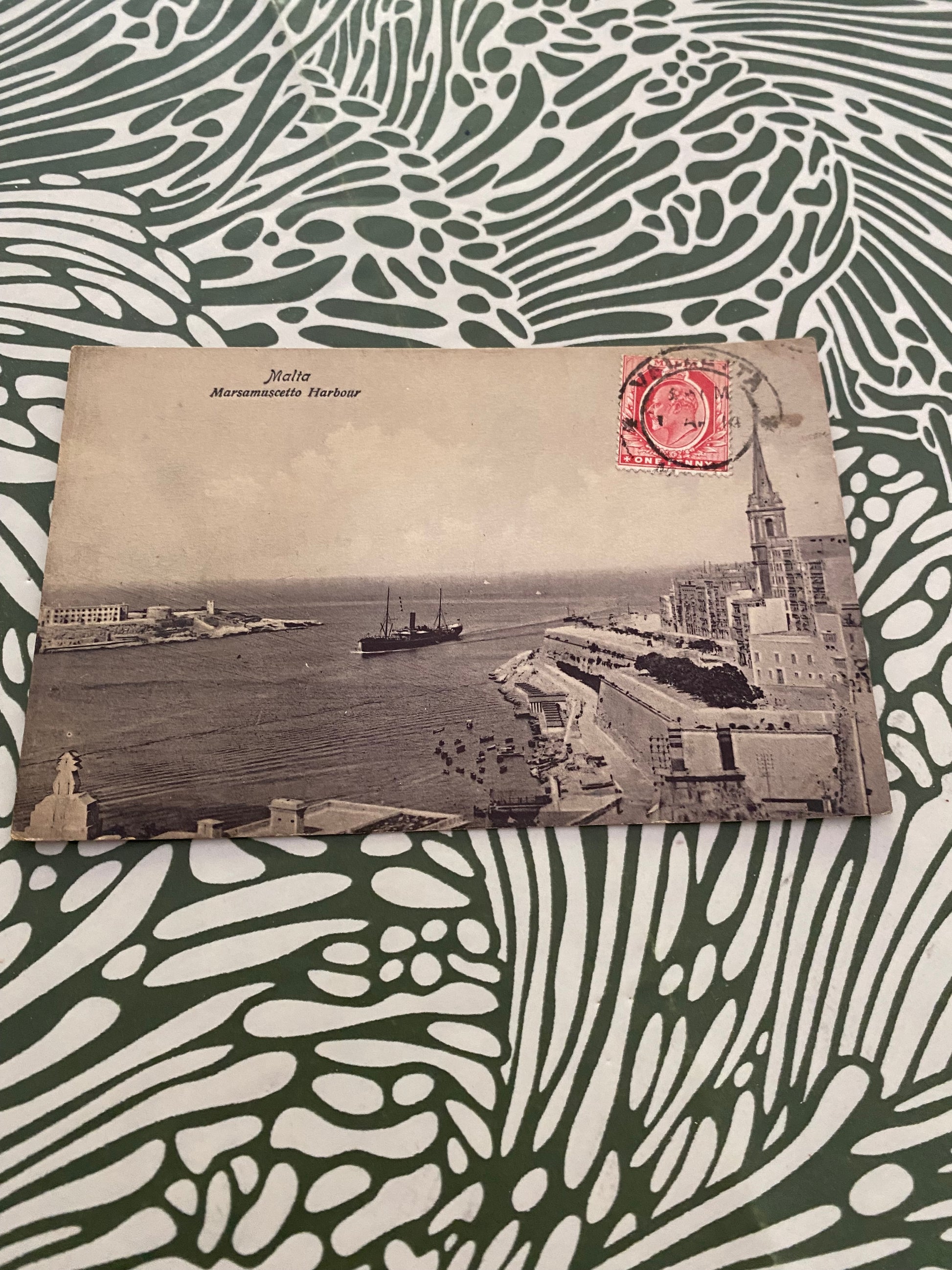 Carte postale ancienne. Malta Marsamuscetto Harbour