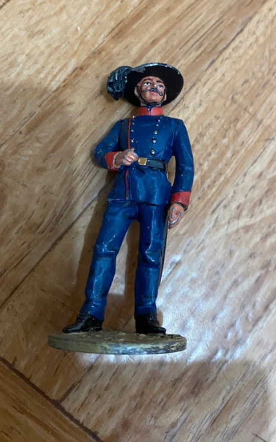 Figurine ancienne en Plomb Delprado Pompier tenue de sortie Italie 1870