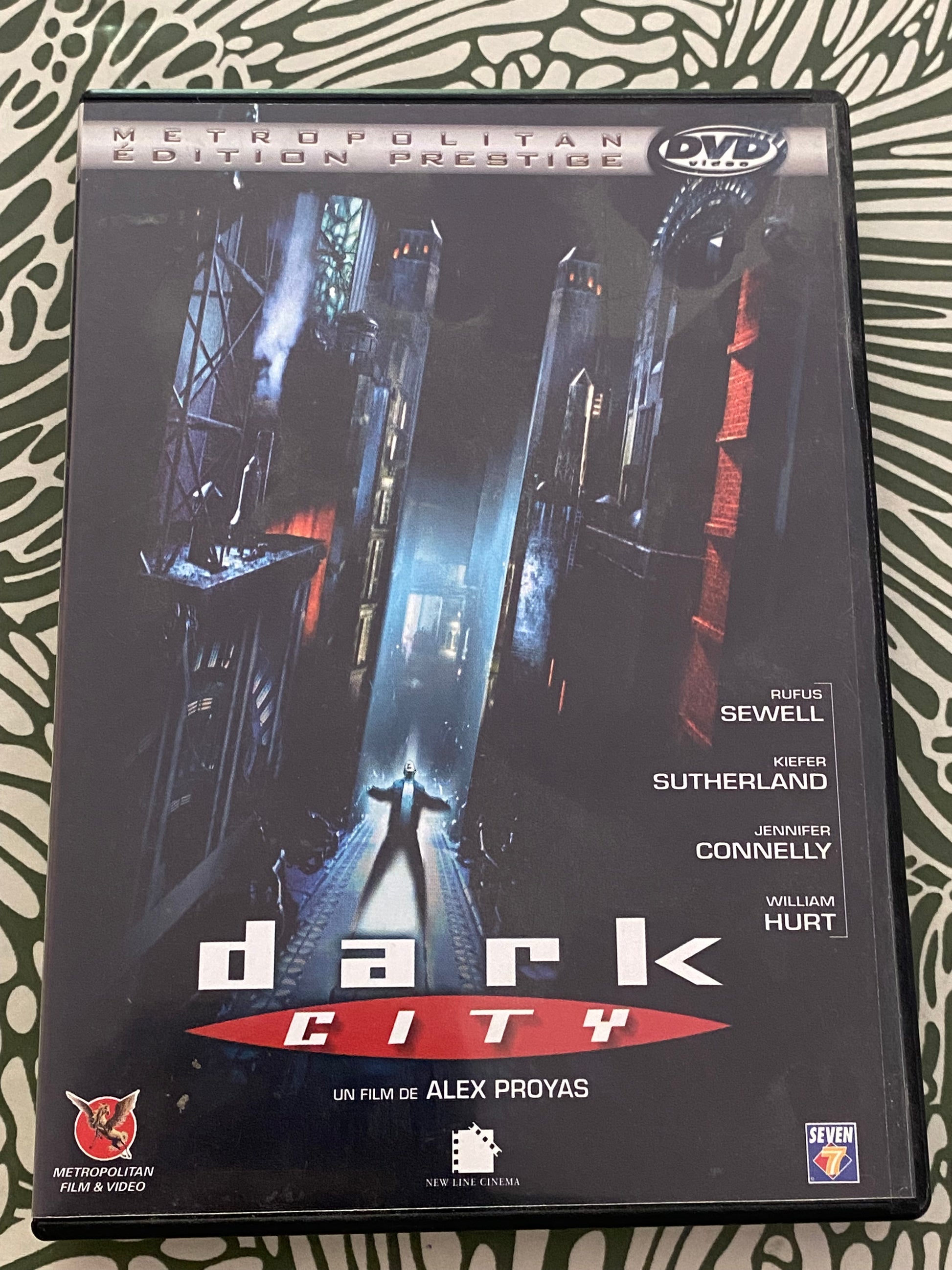 DVD film. Dark City.