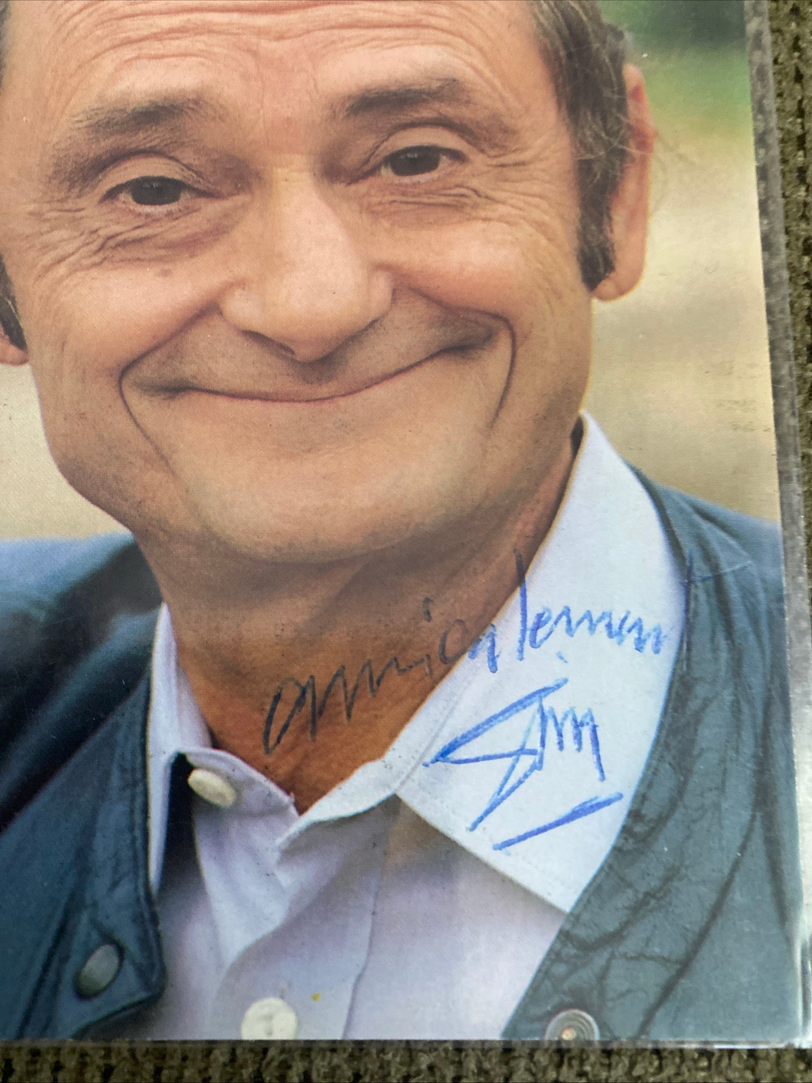 Carte postale dédicacée SIM
