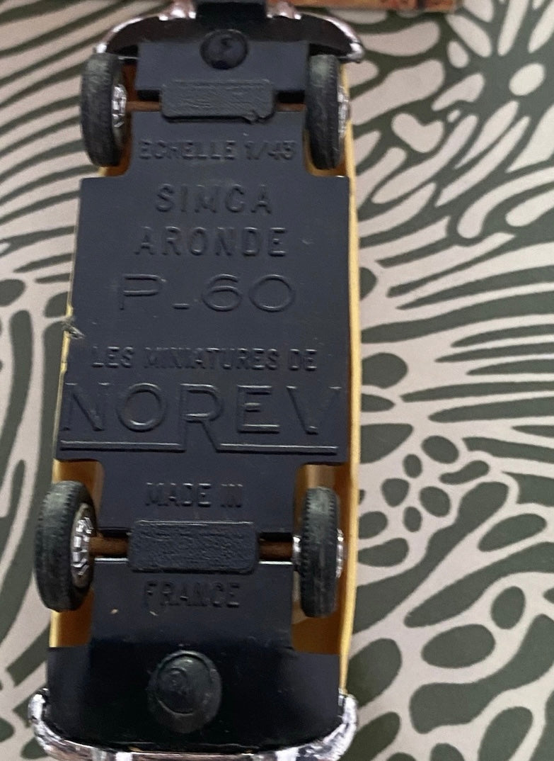 Norev voiture ancienne Simca Aronde P60 dans sa boîte d’origine
