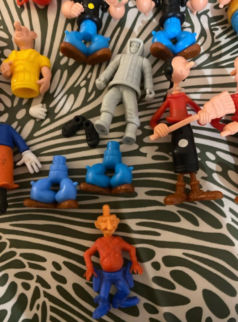 Figurines anciennes Kinder montables Popeye. Astérix. Panthère rose. Esquimau. Cowboy