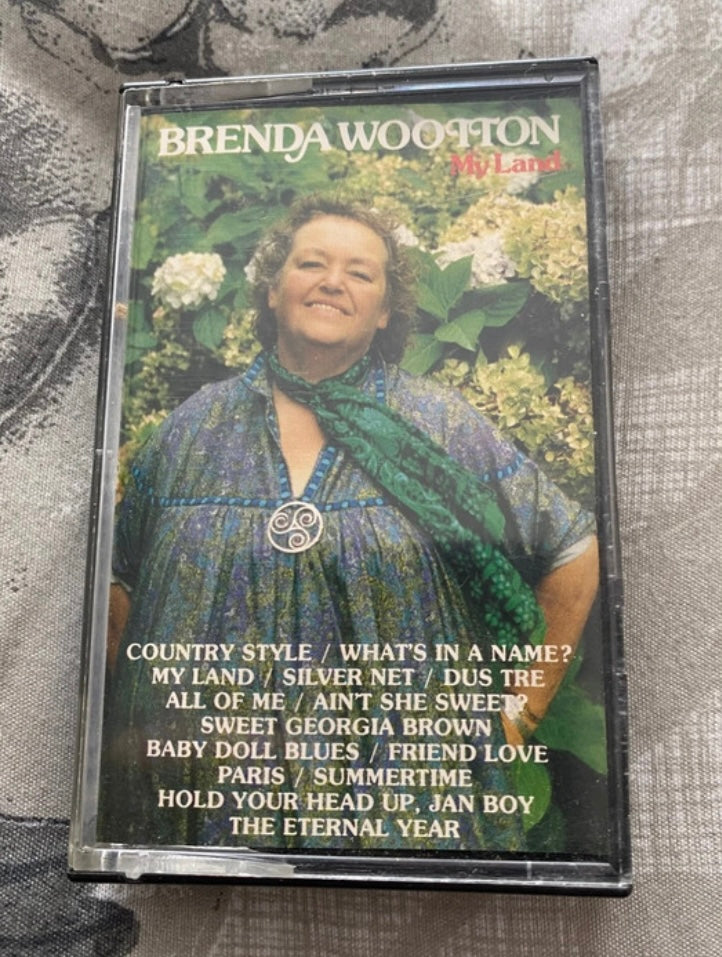 Cassette audio Brenda Wootton. M’y Land