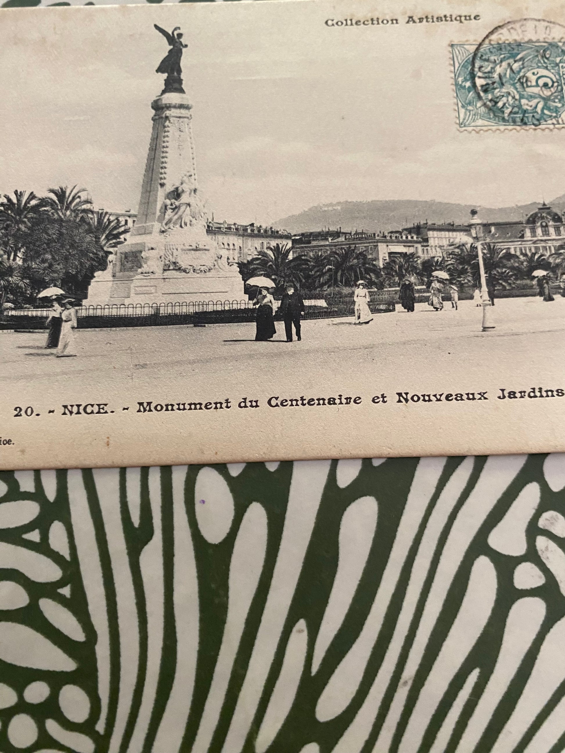 Carte postale ancienne Nice. monument du Centenaire et Nouveaux Jardins