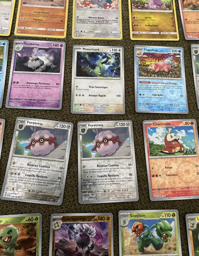 Cartes de collection Pokémon HOLO Lot de 37 divers. Sorties des boosters
