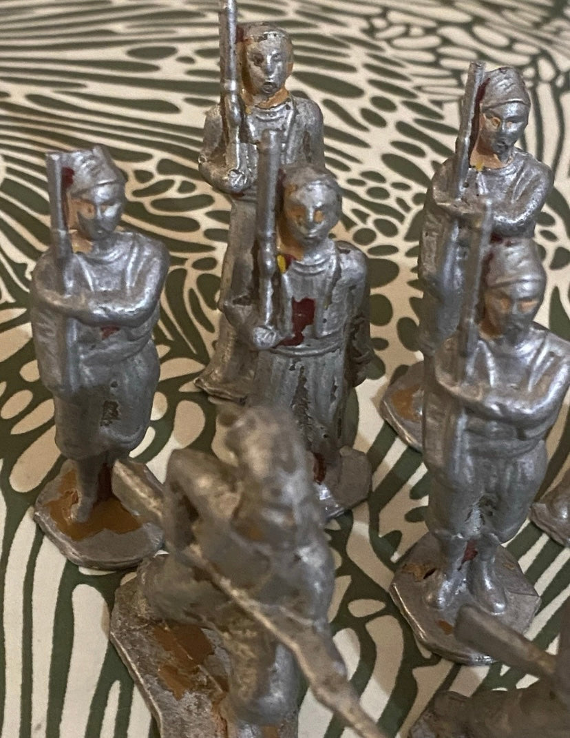 Figurines anciennes marque DC. Zouaves Lot de 9.