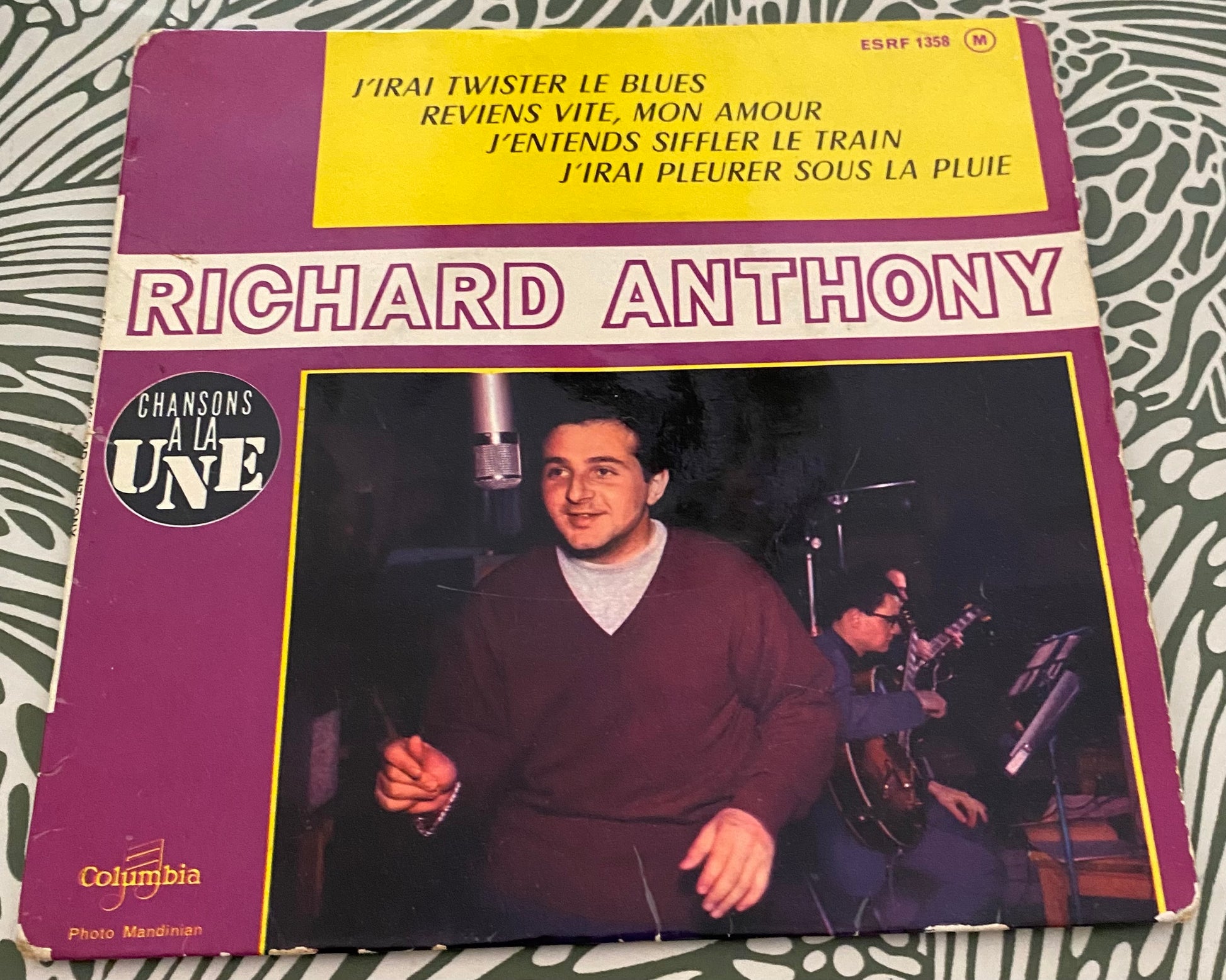 Disque vinyle 45 Tours Richard Anthony. J’irai twister le blues