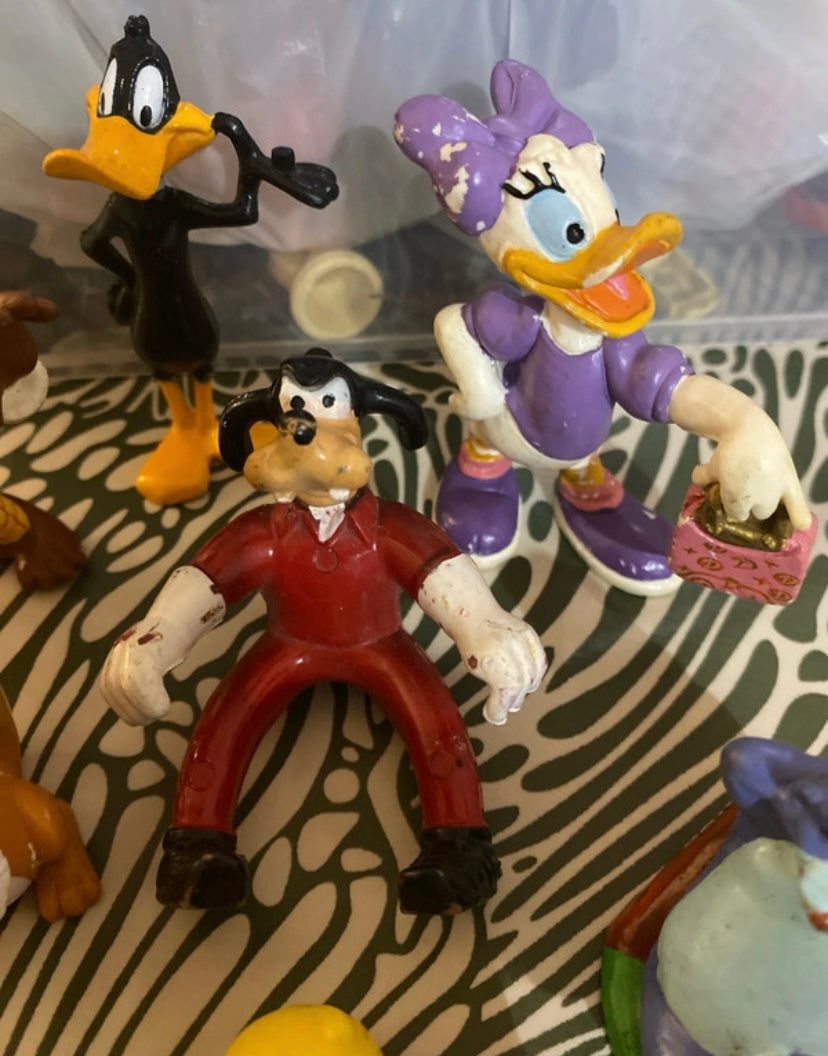 Figurines anciennes diverses. Personne Disney. Lot de 10