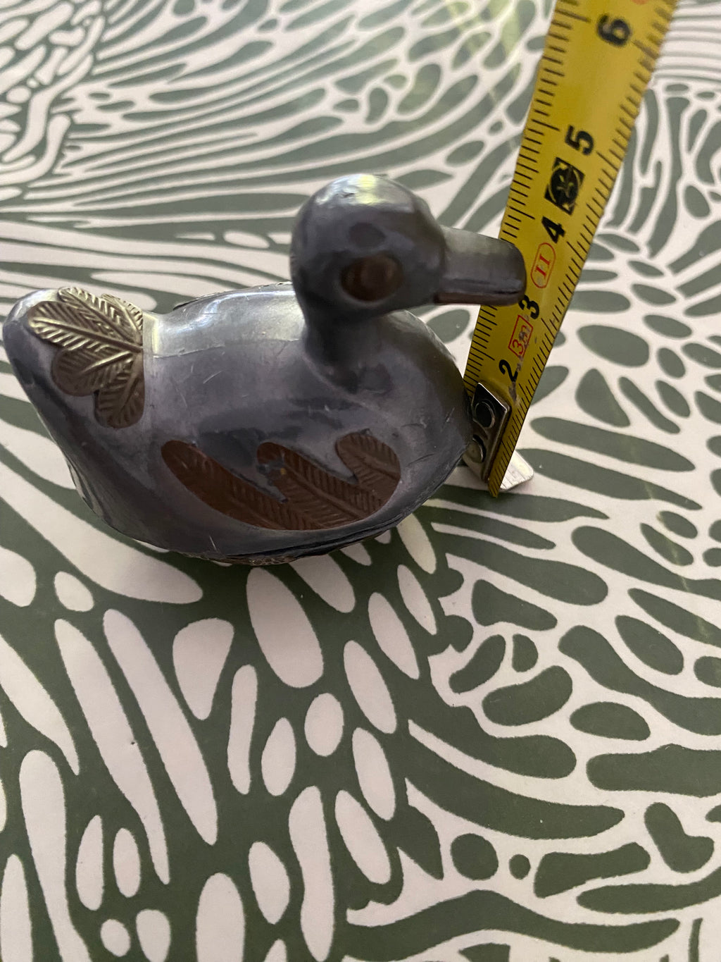 Figurine petit canard four tout. En plomb métal
