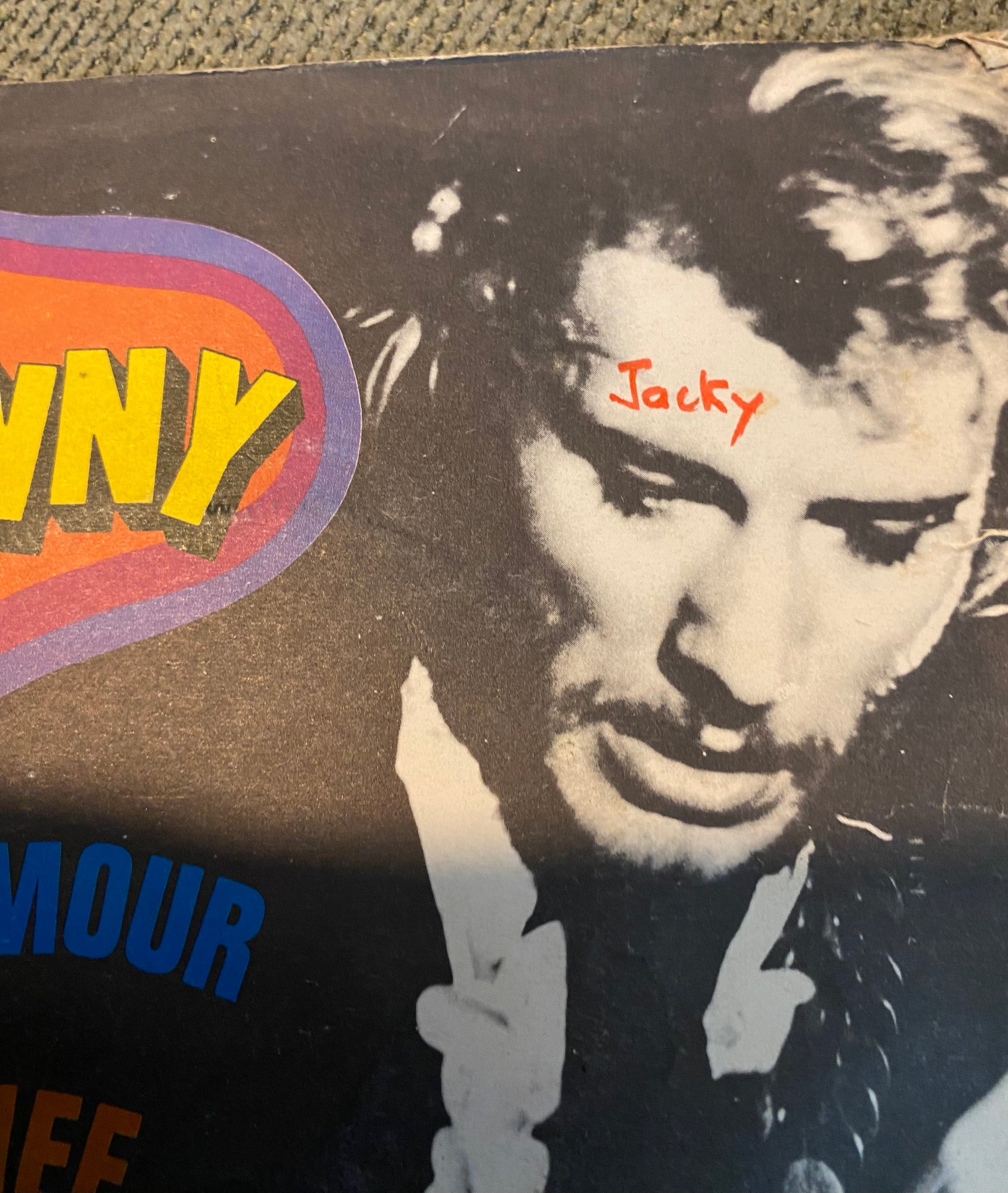 Disque vinyle Johnny Hallyday. Je suis l’amour