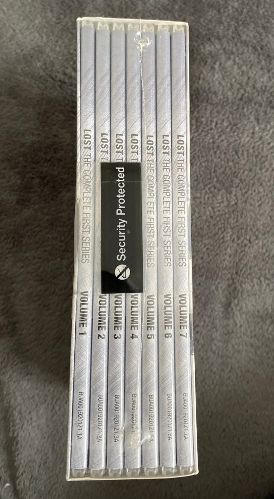 Coffret, film, série Lost the complete first série 1. En version originale anglais.