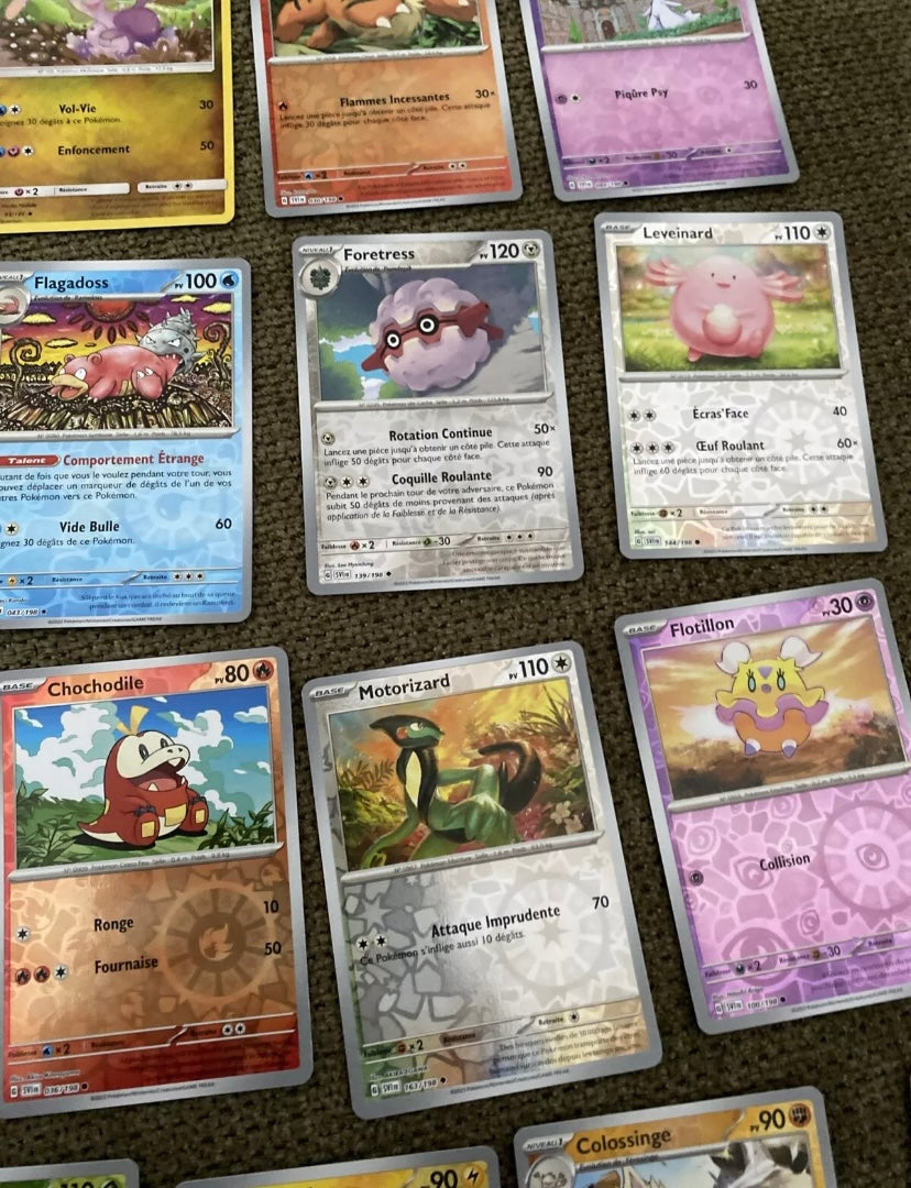 Cartes de collection Pokémon HOLO Lot de 37 divers. Sorties des boosters