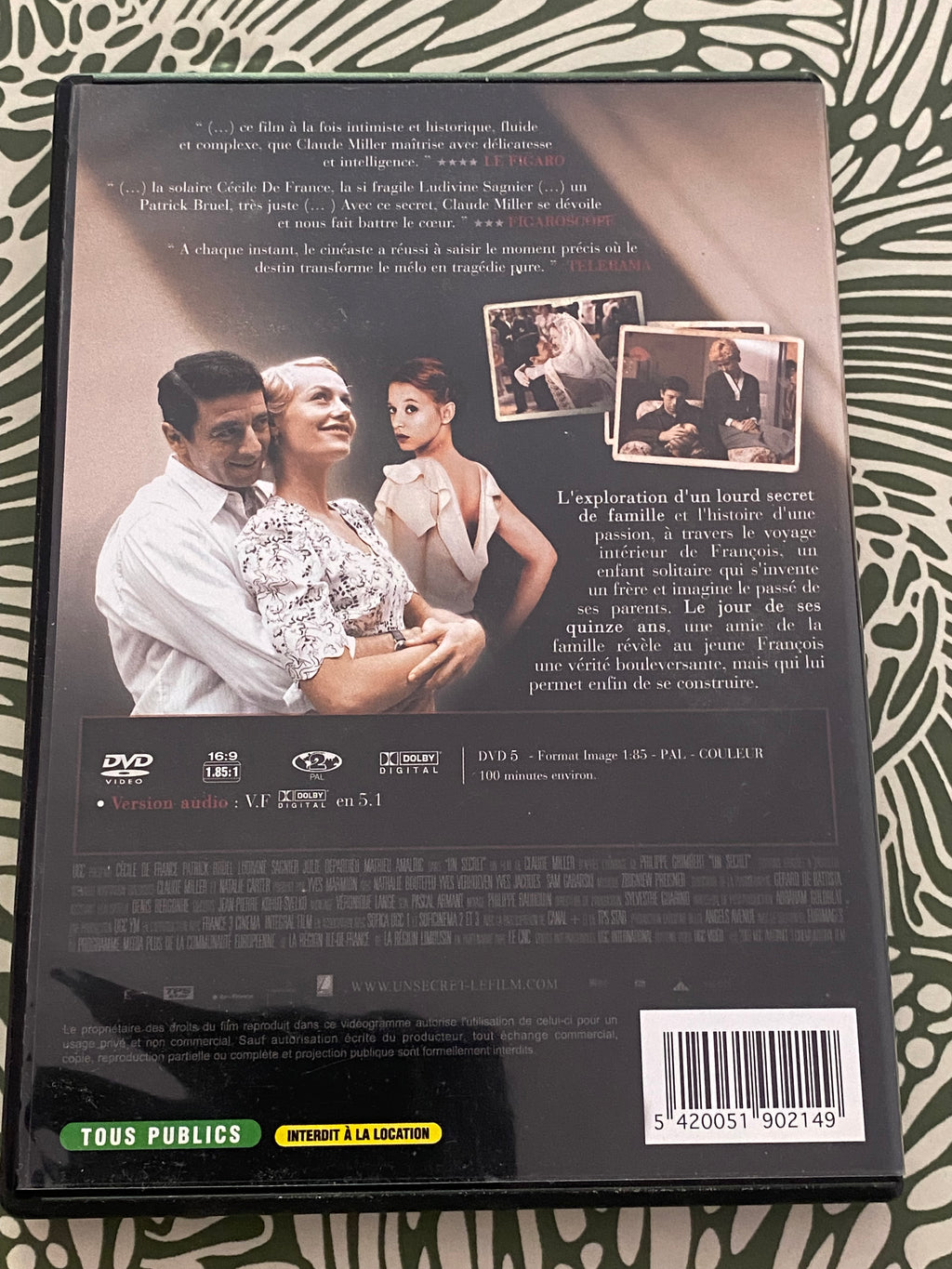DVD film. Un secret.