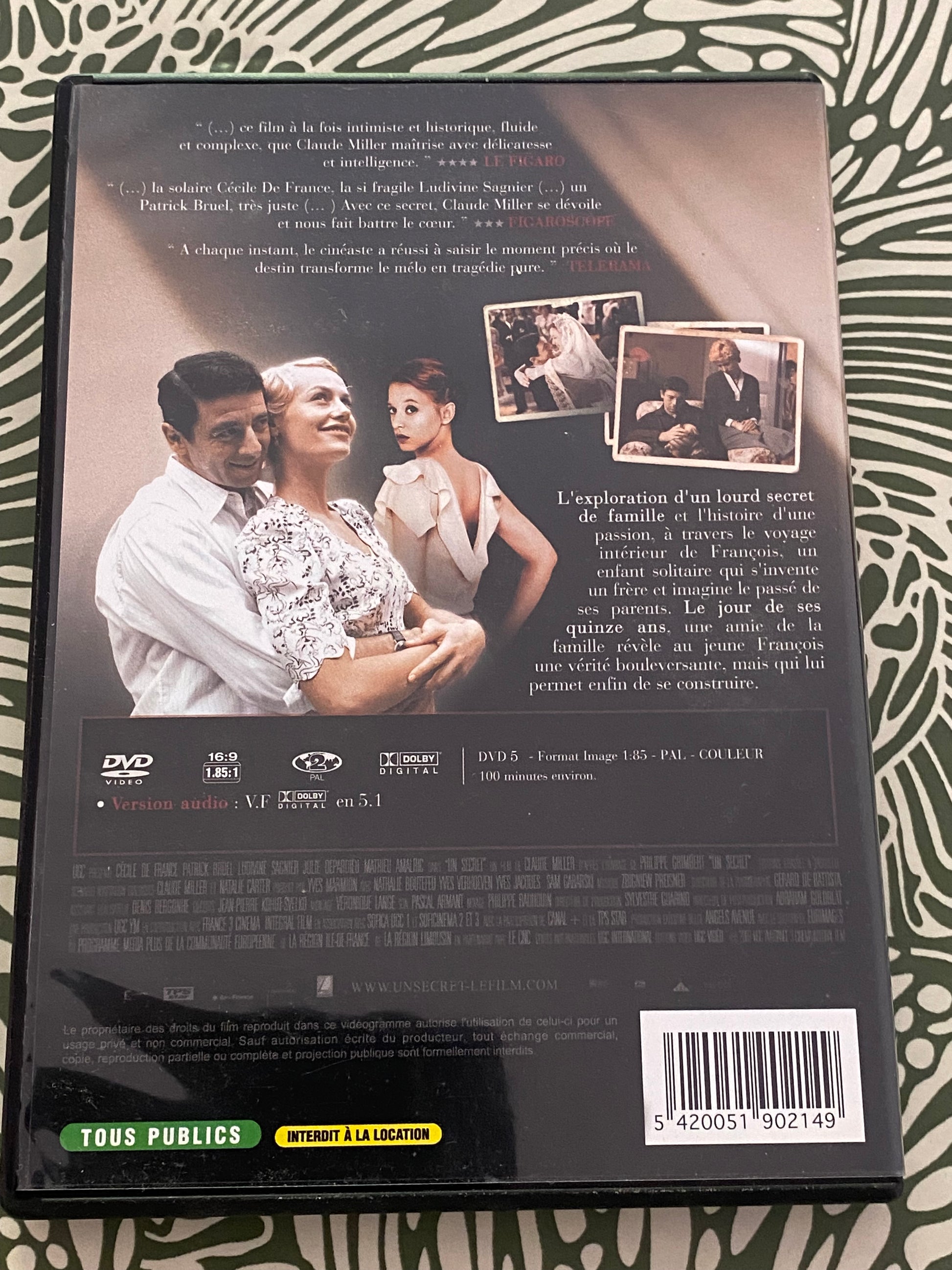 DVD film. Un secret.