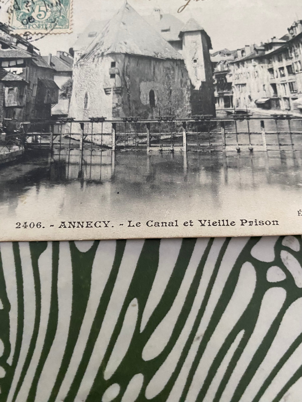 Carte postale ancienne Annecy. Le Canal et Vieille Prison. 1906