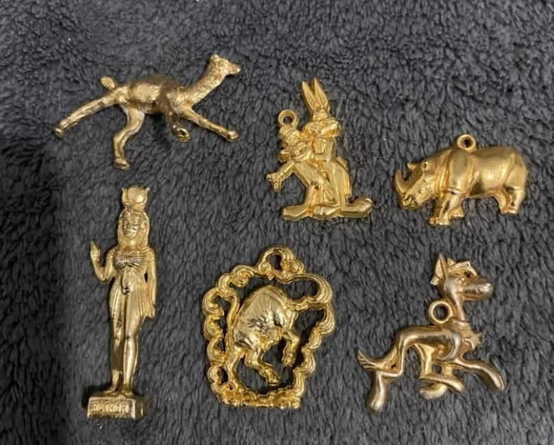 Figurines fèves en métal Lot de 6