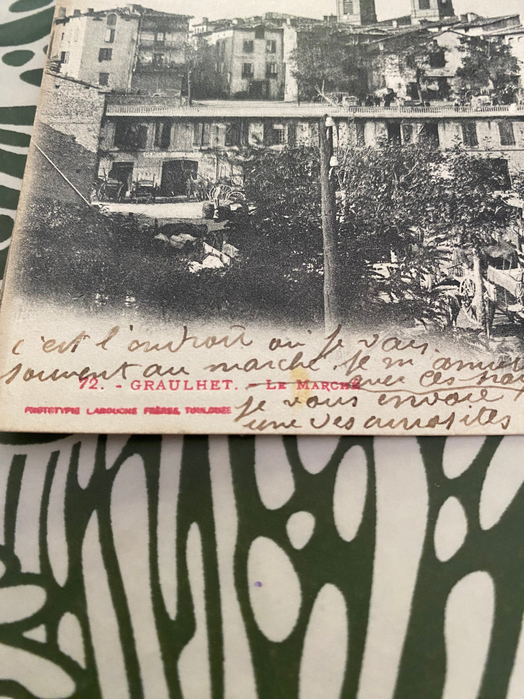 Carte postale ancienne Graulhet. Le Marché