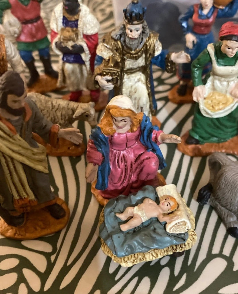 Figurines anciennes personnages de crèche Lot de 13