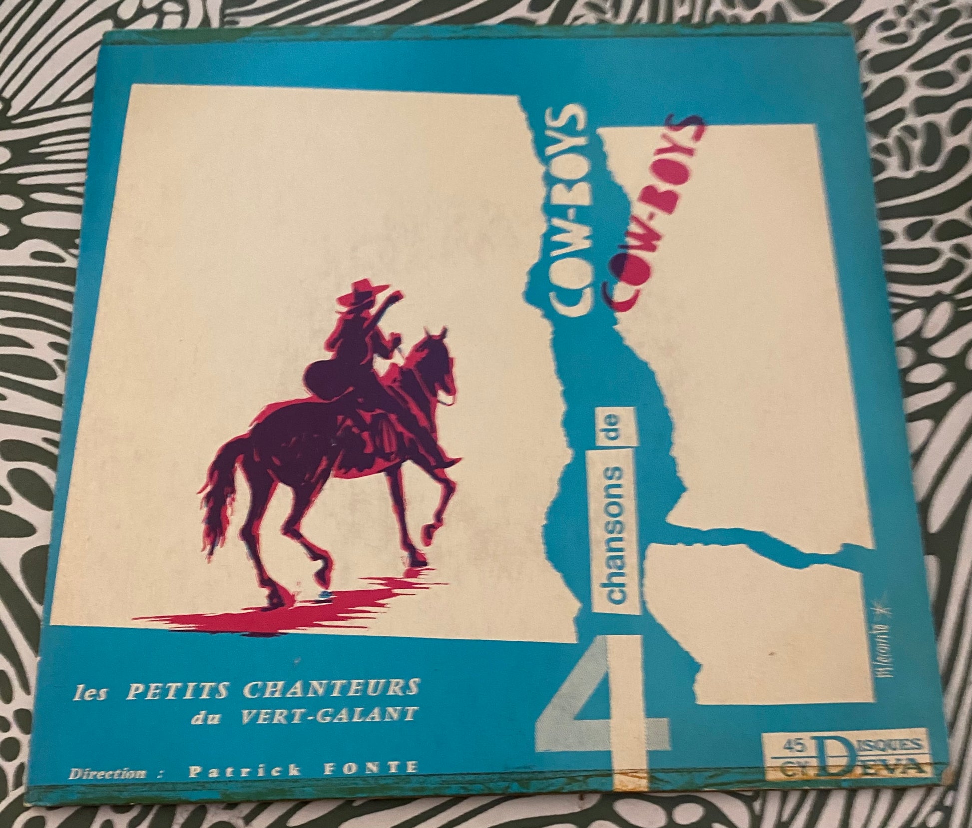 Disque vinyle 45 Tours Les petits chanteurs du vert-galant. 4 chansons de cowboy