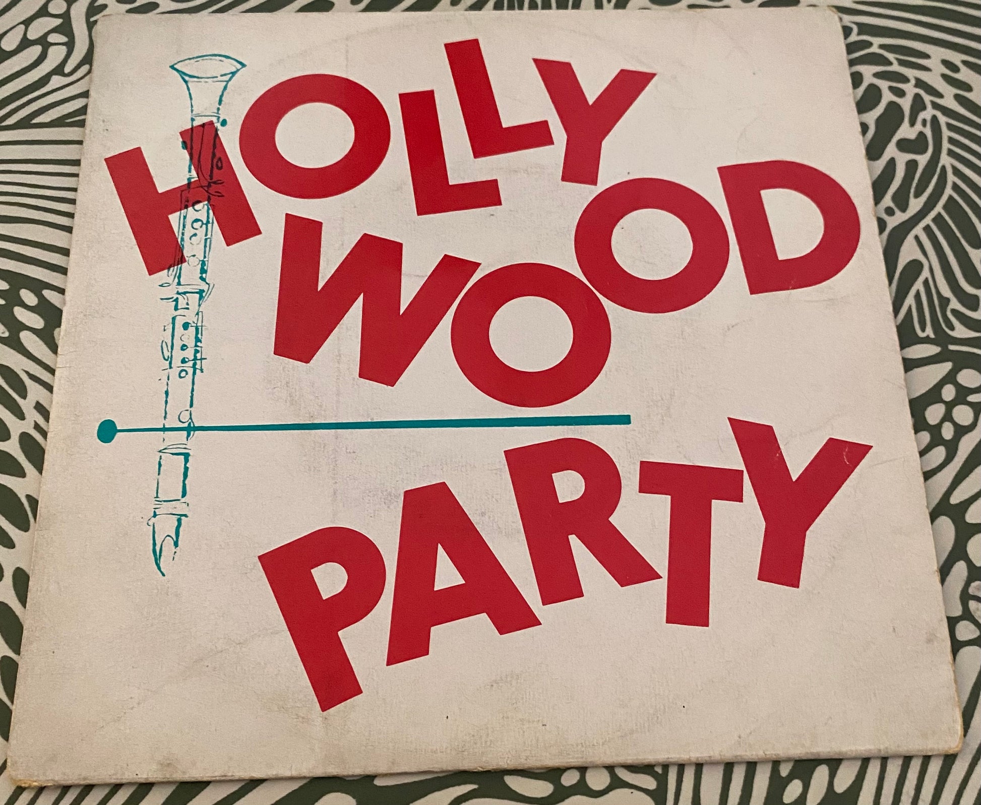 Disque vinyle 45 tours Hollywood party. Club orchestra. Ce disque est offert par Hollywood chewing-gum