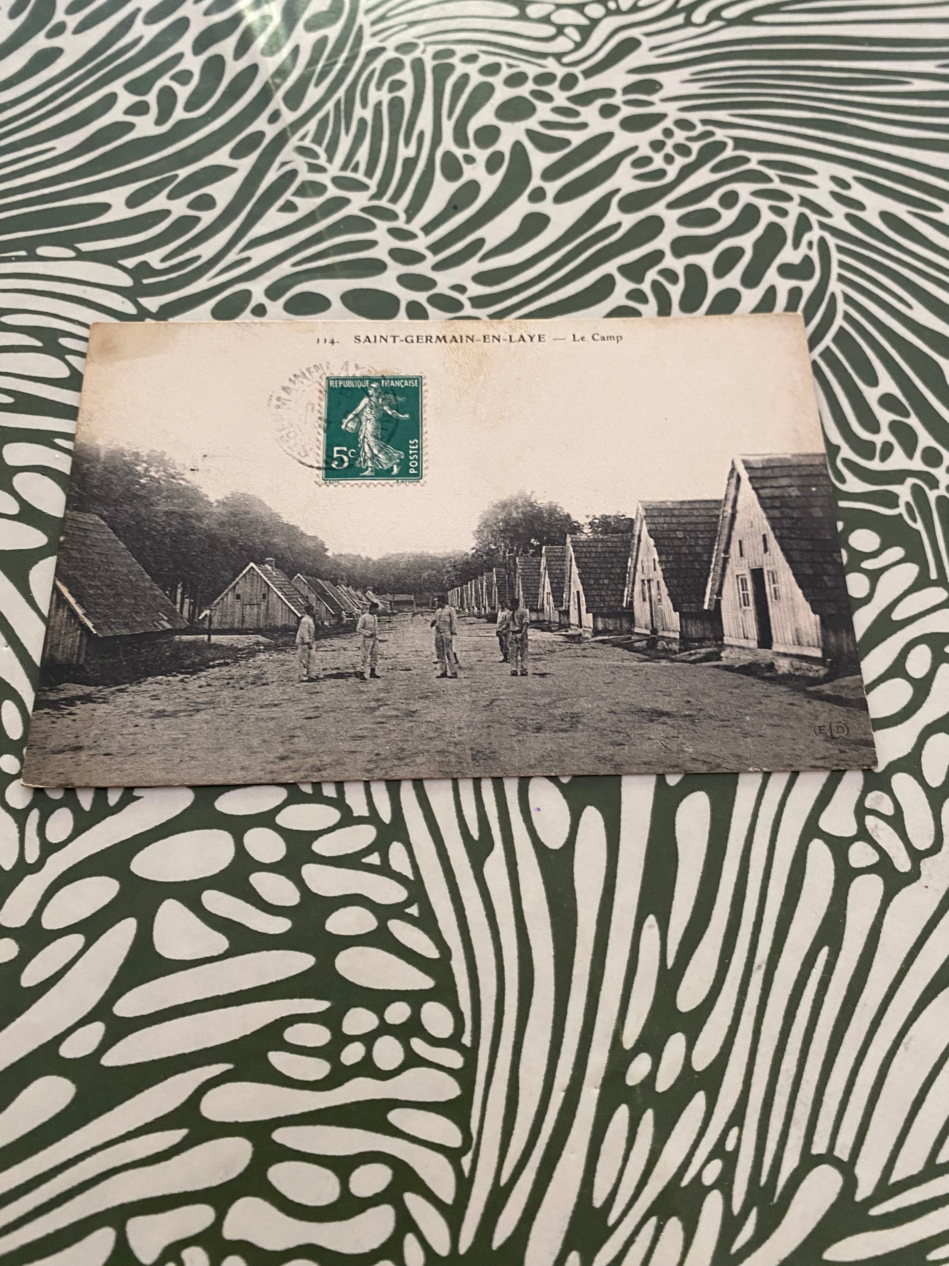 Carte postale ancienne Saint germain en Laye. Le Camp