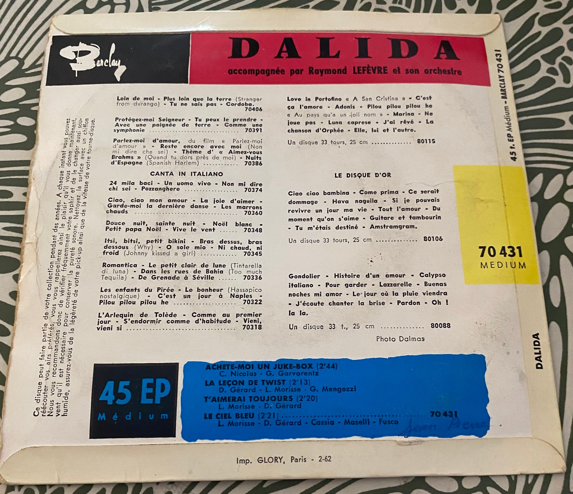 Disque vinyle 45 tours Dalida. Achete moi un jukebox
