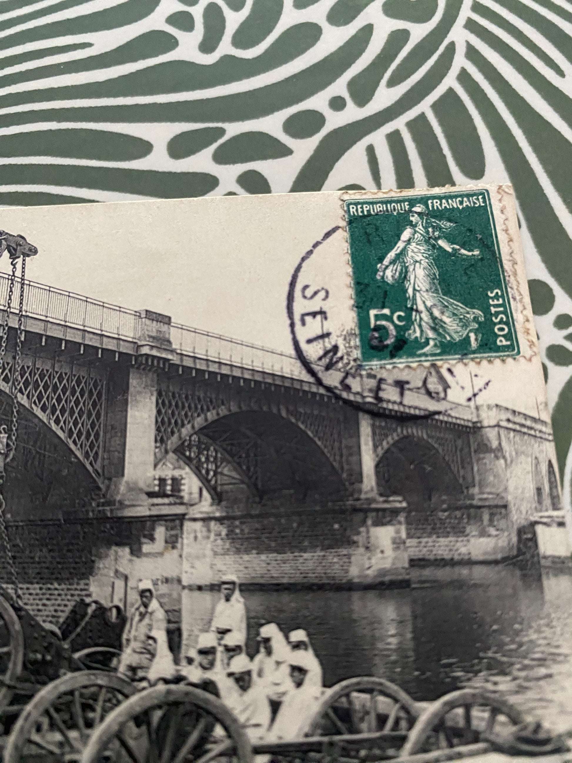 Carte postale ancienne Rueil. Manœuvre d’embarquement du 16ieme Bataillon d’Artillerie de Forteresse