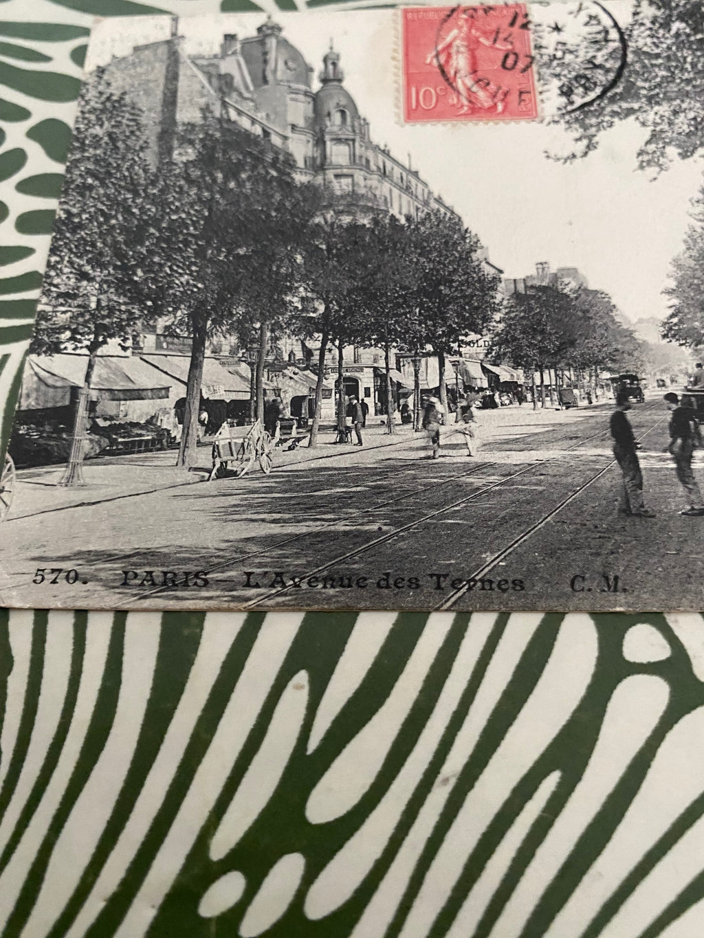 Carte postale Paris l’avenue des ternes. Numérique 570. 1907