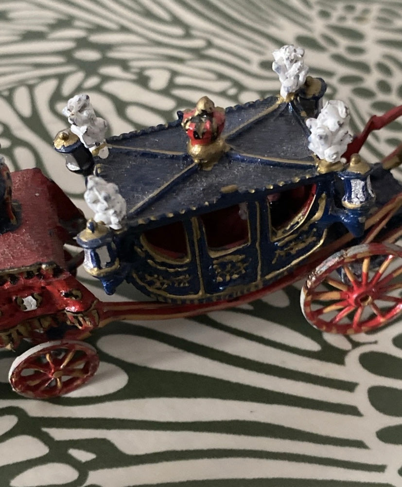 Figurines anciennes CBG Mignot Carrosse Le Sacre de Napoléon en plomb. Petite taille voir Photos