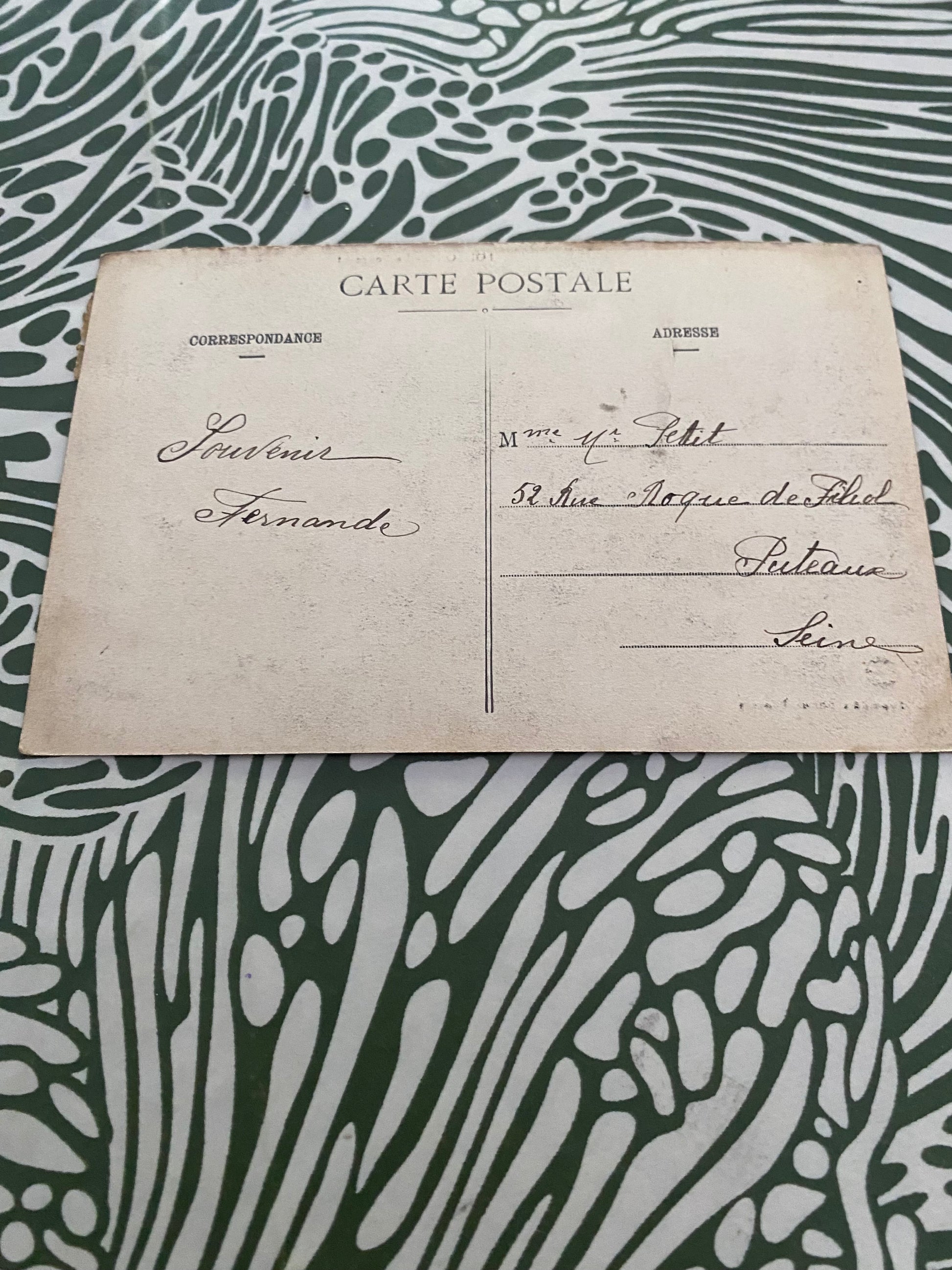 Carte postale ancienne. Poissons. Le Rongeant