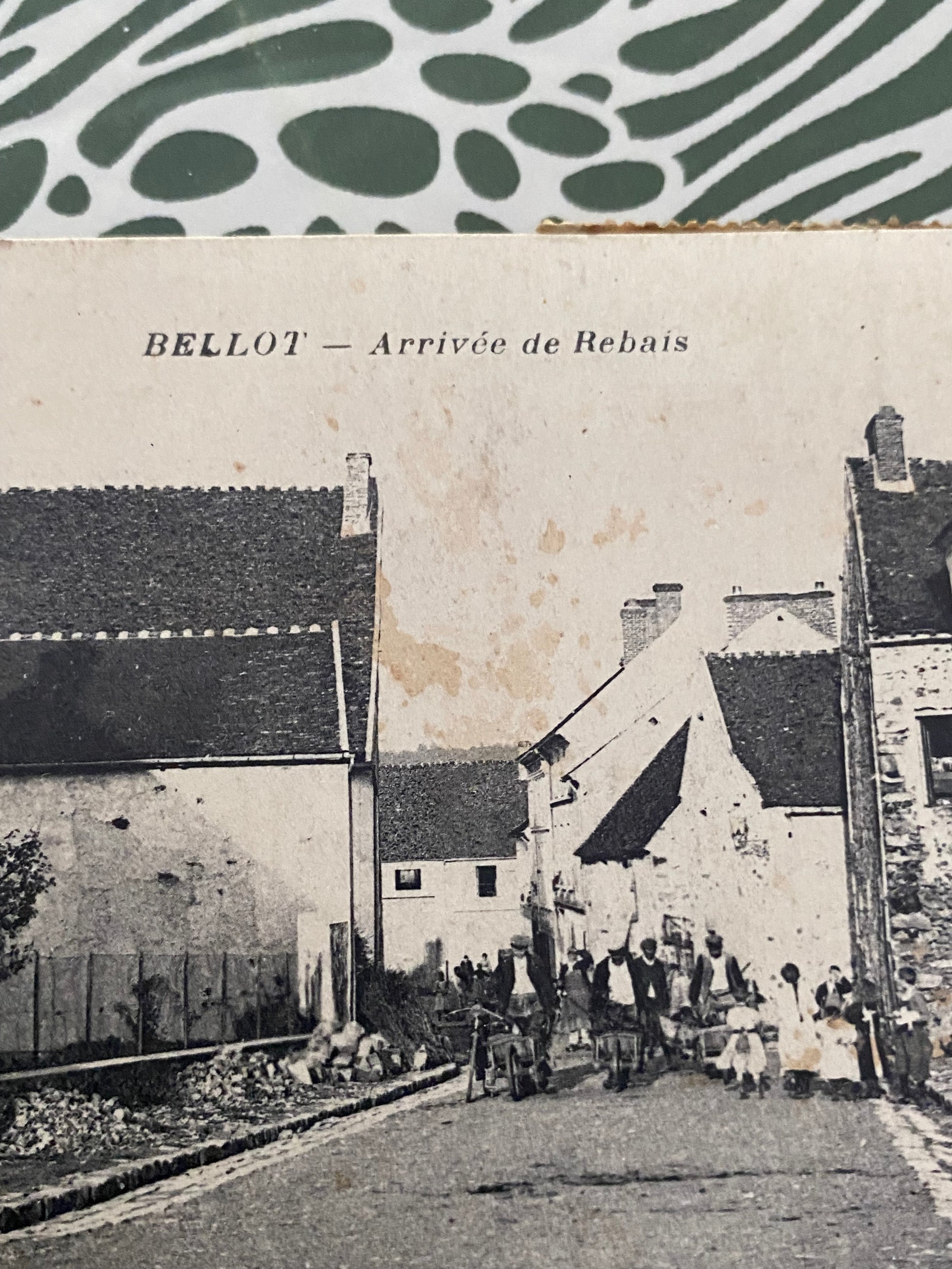 Carte postale ancienne Bellot. Arrivée de Rebais 1921