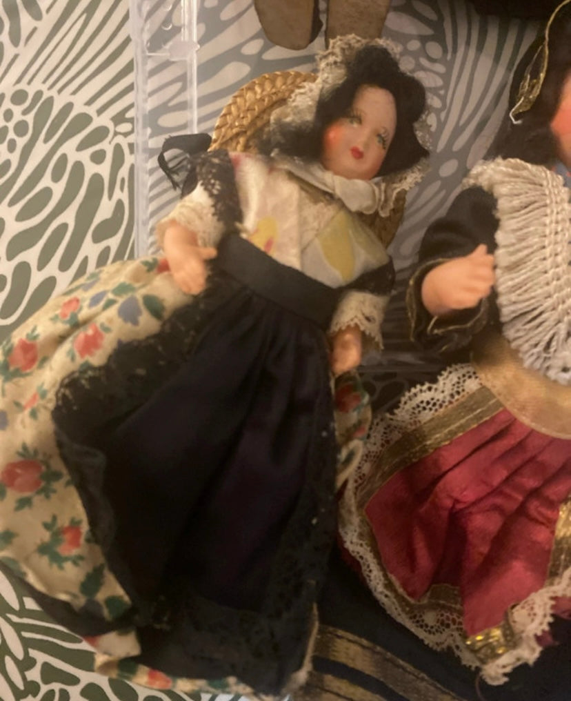Poupées anciennes de collection régionales Lot de 9.