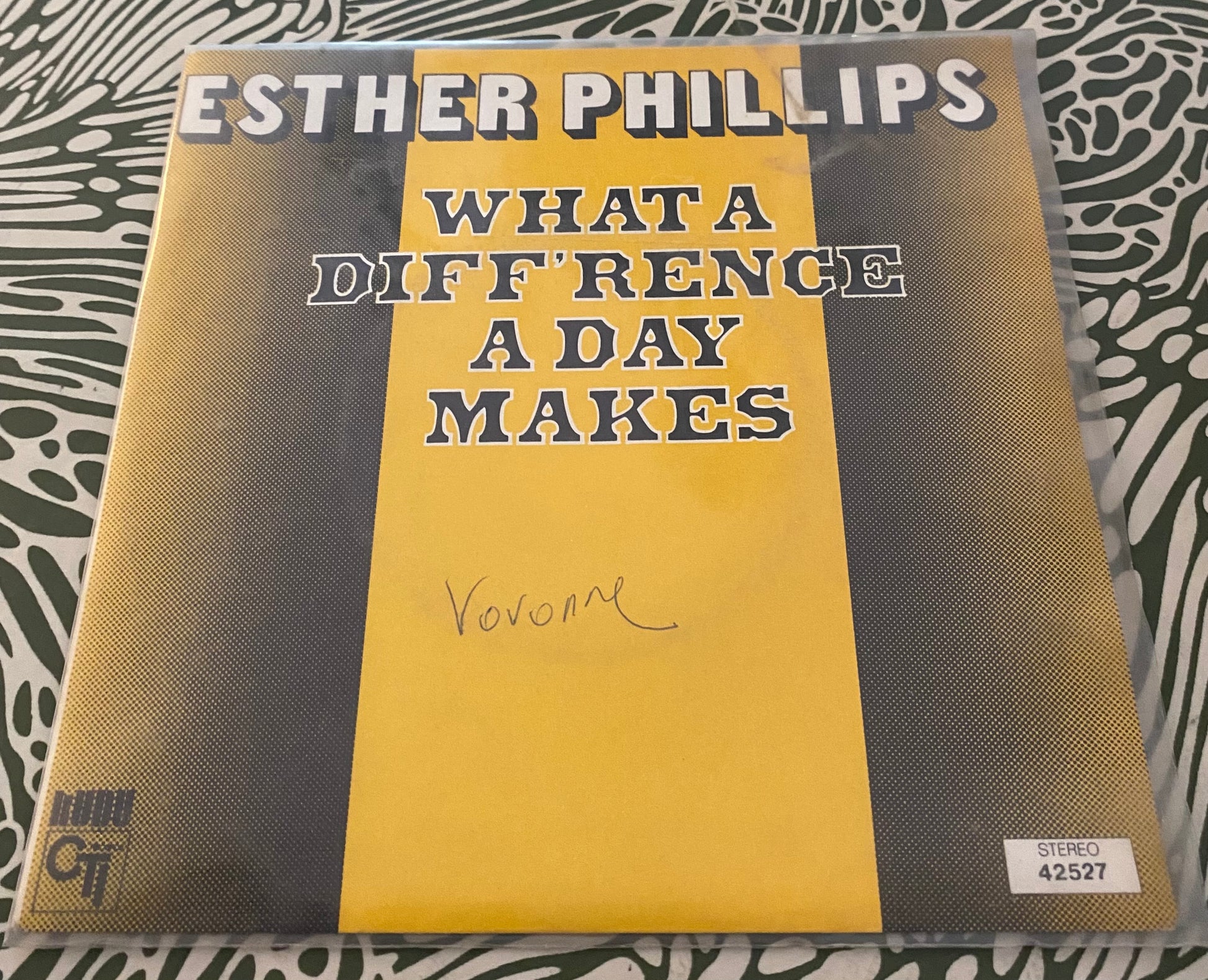 Disque vinyle 45 Tours Esther phillips. What a diff rence a Day makes.