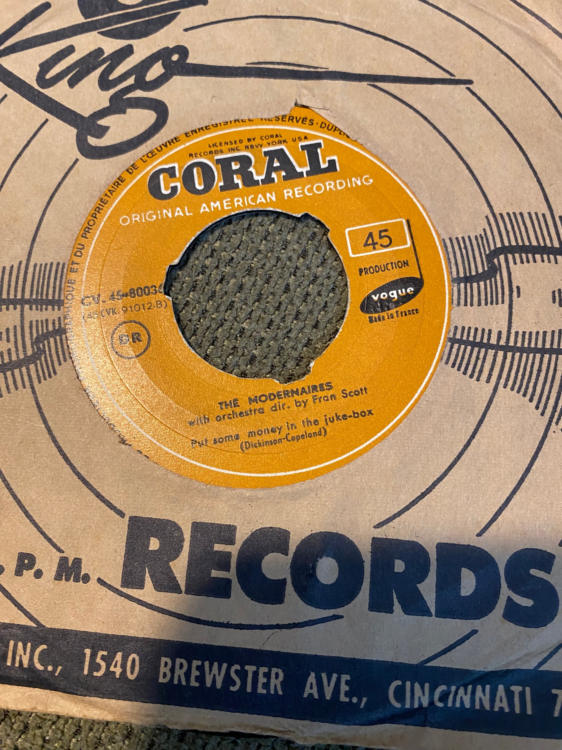 Disque vinyle 45 Tours The Modernaires With Orchestra dir By Georges Cates