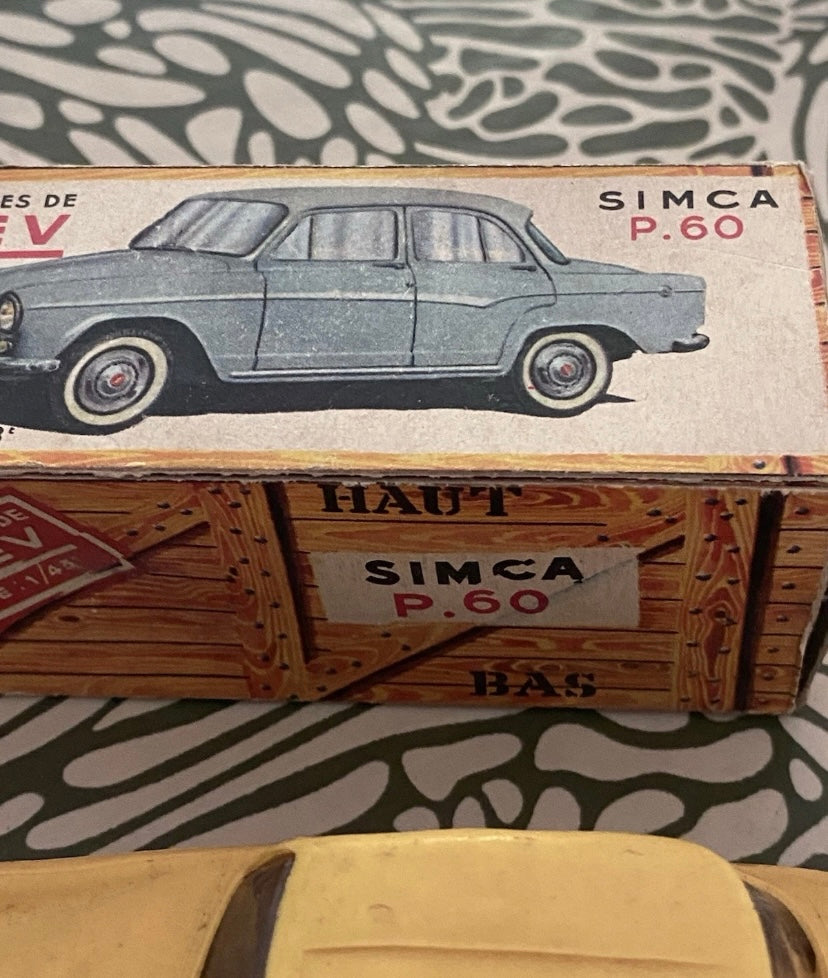 Norev voiture ancienne Simca Aronde P60 dans sa boîte d’origine
