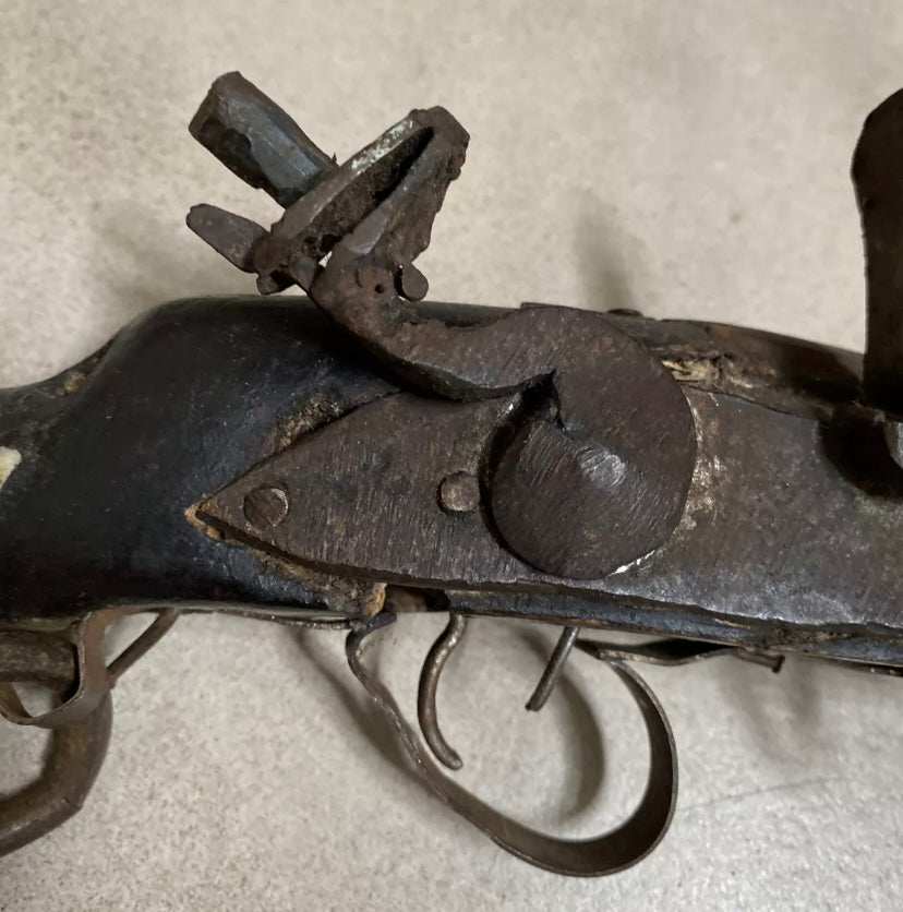 Jouet ? Objet de décoration fusil turc ou marocain du 19ieme bois et métal 53 cm