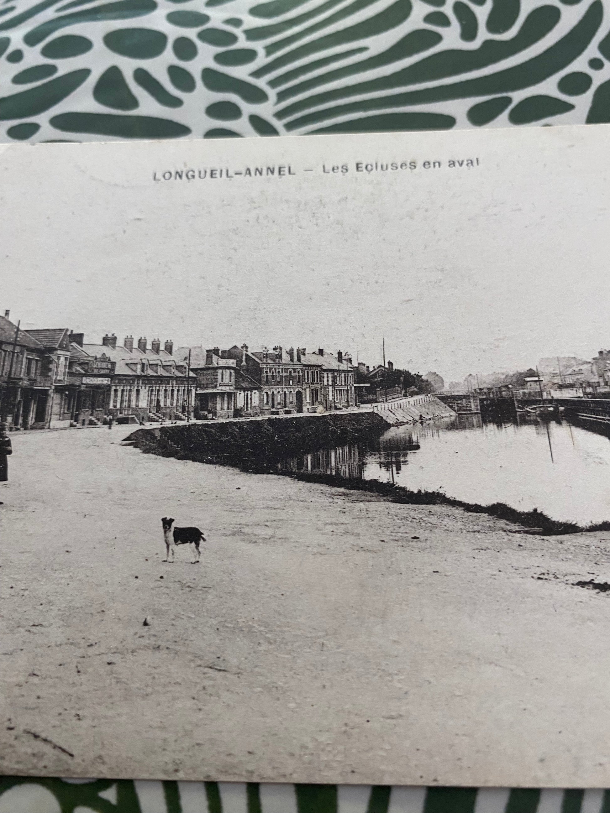 Carte postale ancienne Longueil-Annel les écluses en Aval.