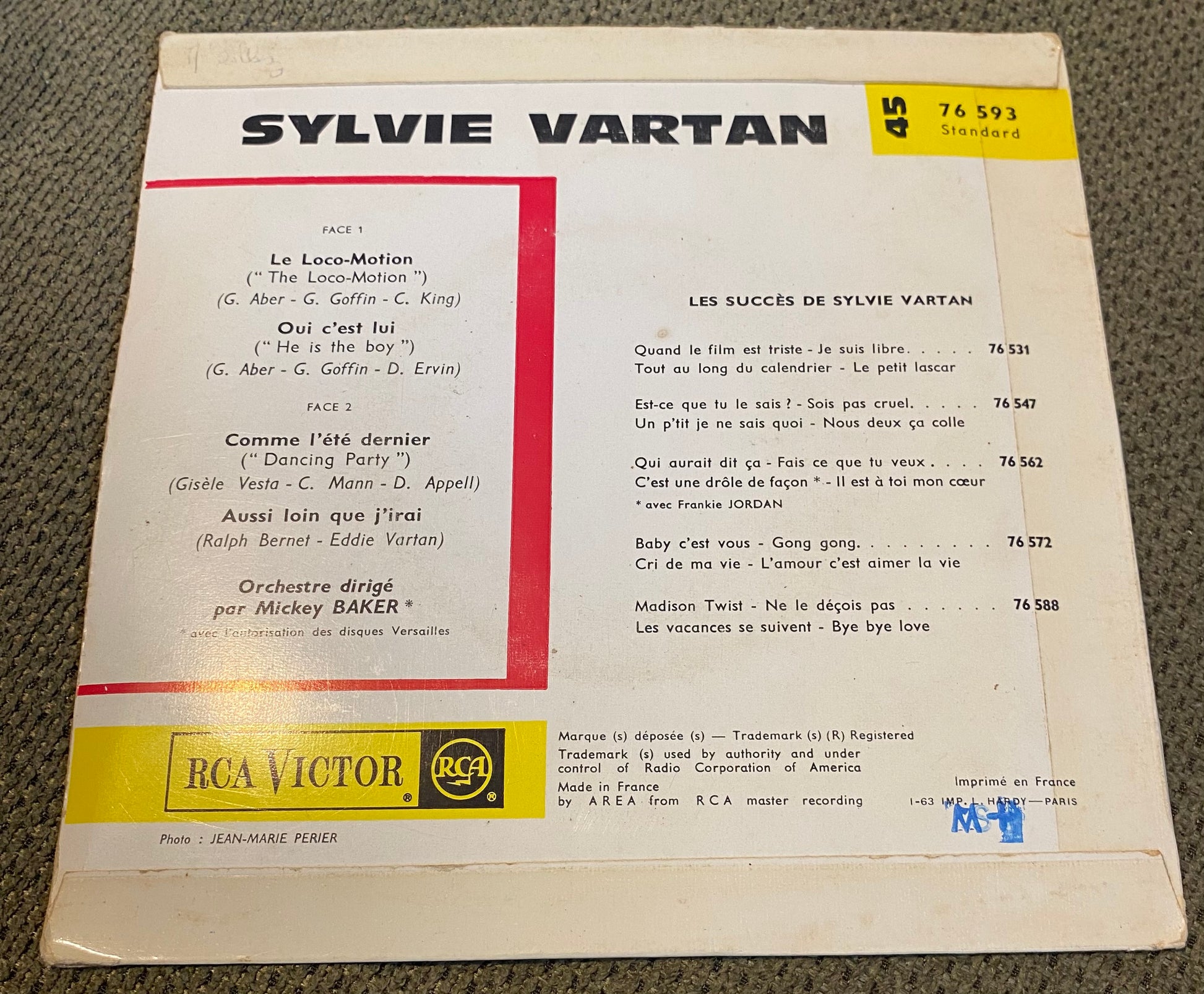 Disque vinyle 45 tours Sylvie Vartan. Le Loco-Motion