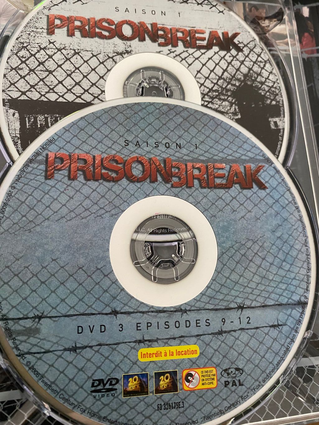 DVD coffret Prison Break Saison 1. DVD x4