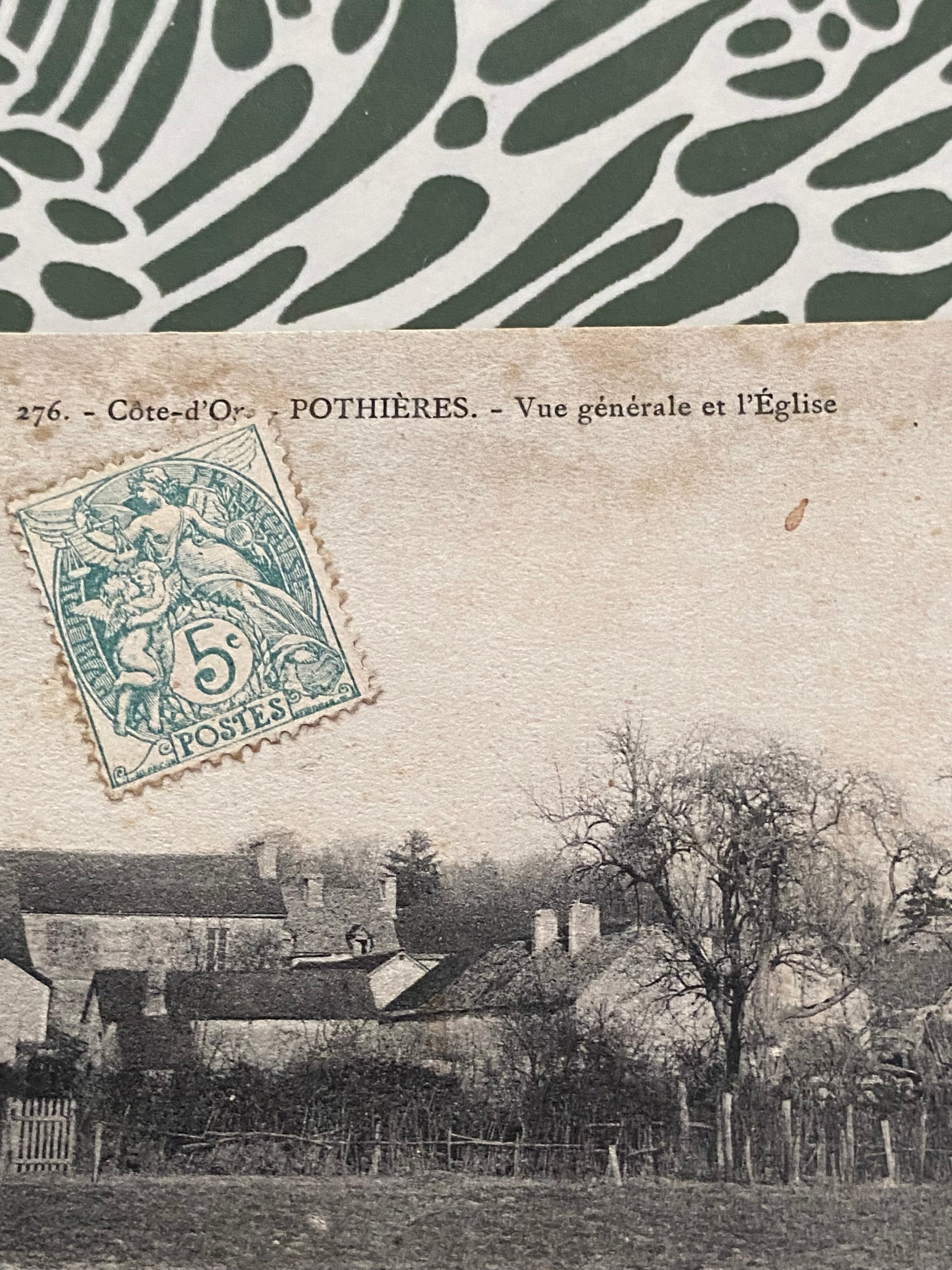 Carte postale ancienne. Côte d’or. Pothieres vue générale et l’église