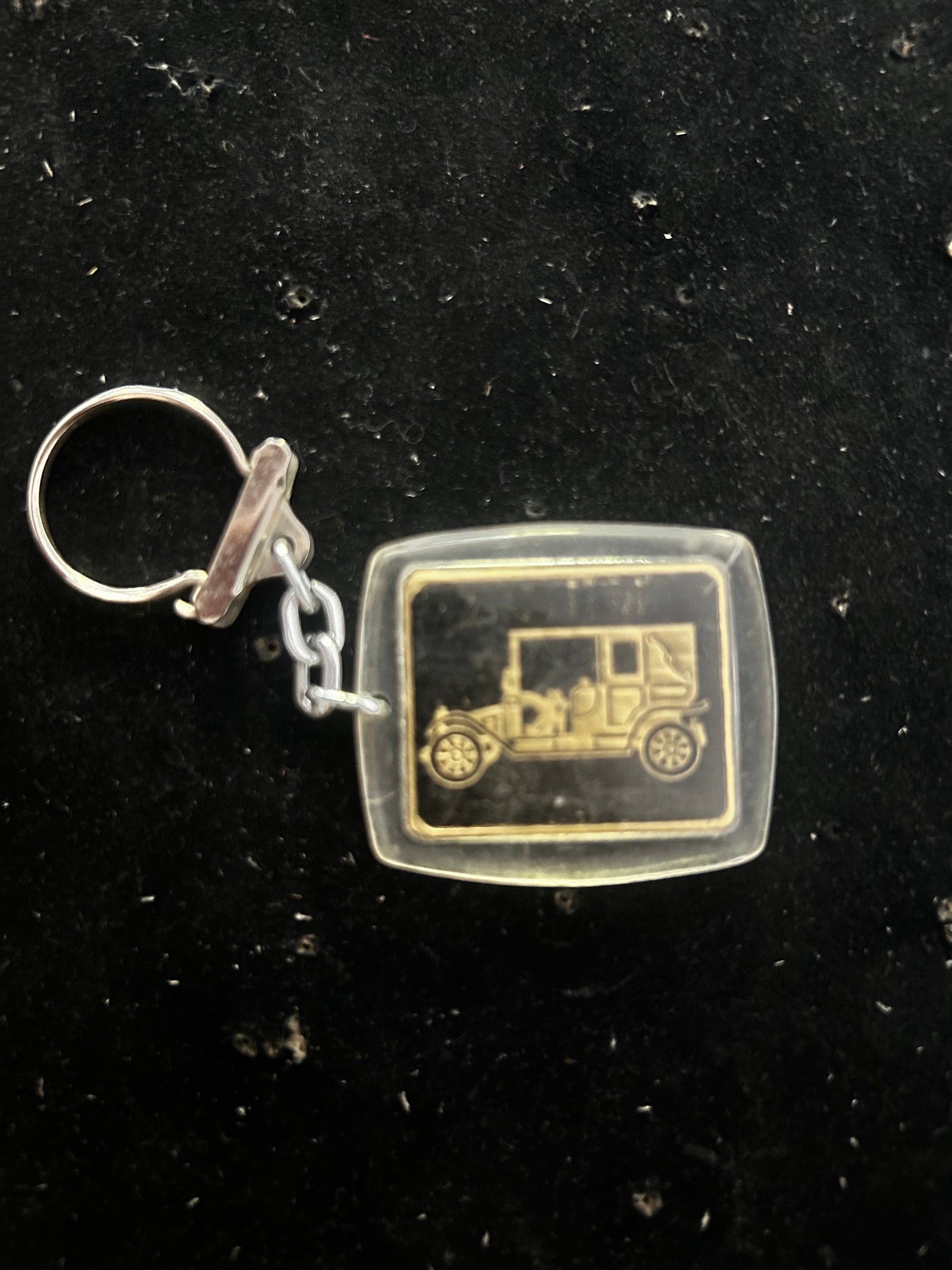 Porte clefs ancien Société D.A.R.A Citroën. Voiture ancien