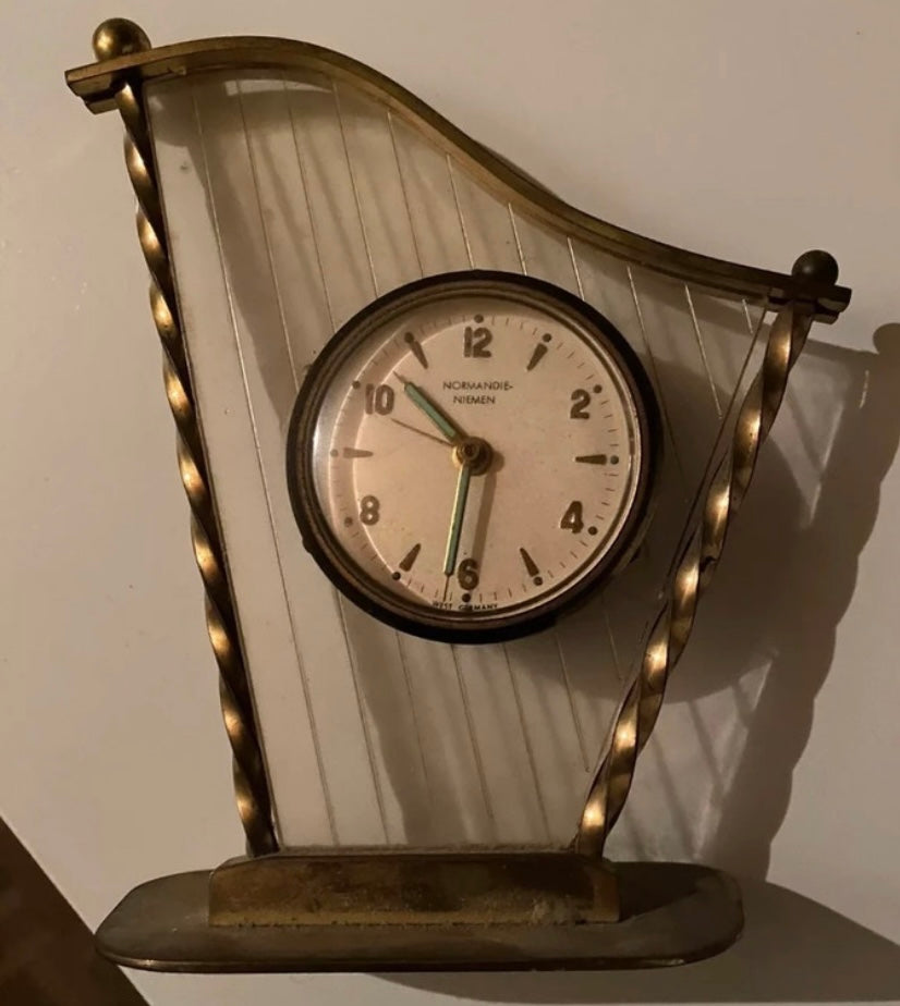 Petite horloge ancienne Normandie Niemen pendulette. Germany