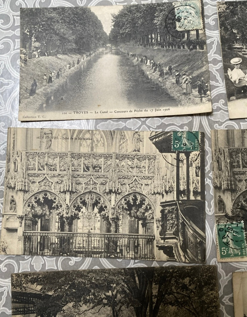 Cartes postales anciennes Troyes Lot de 12