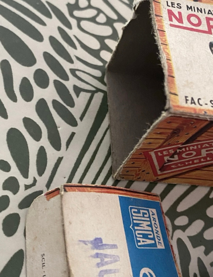 Norev voiture ancienne Simca Aronde P60 dans sa boîte d’origine