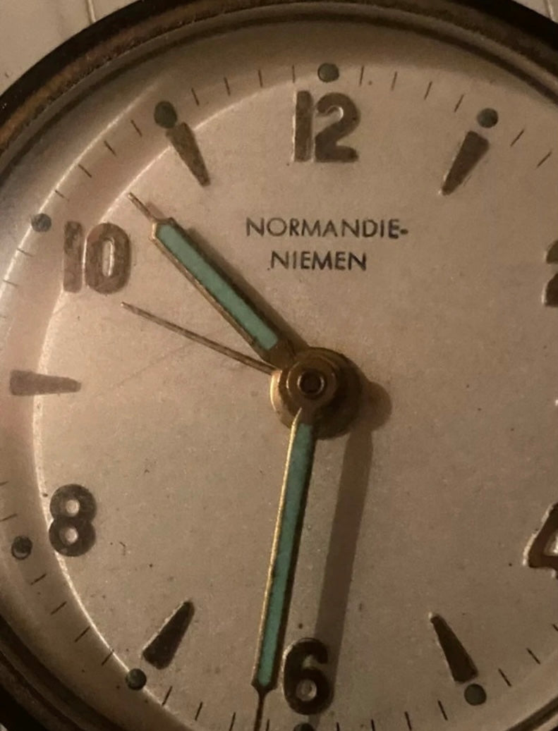 Petite horloge ancienne Normandie Niemen pendulette. Germany