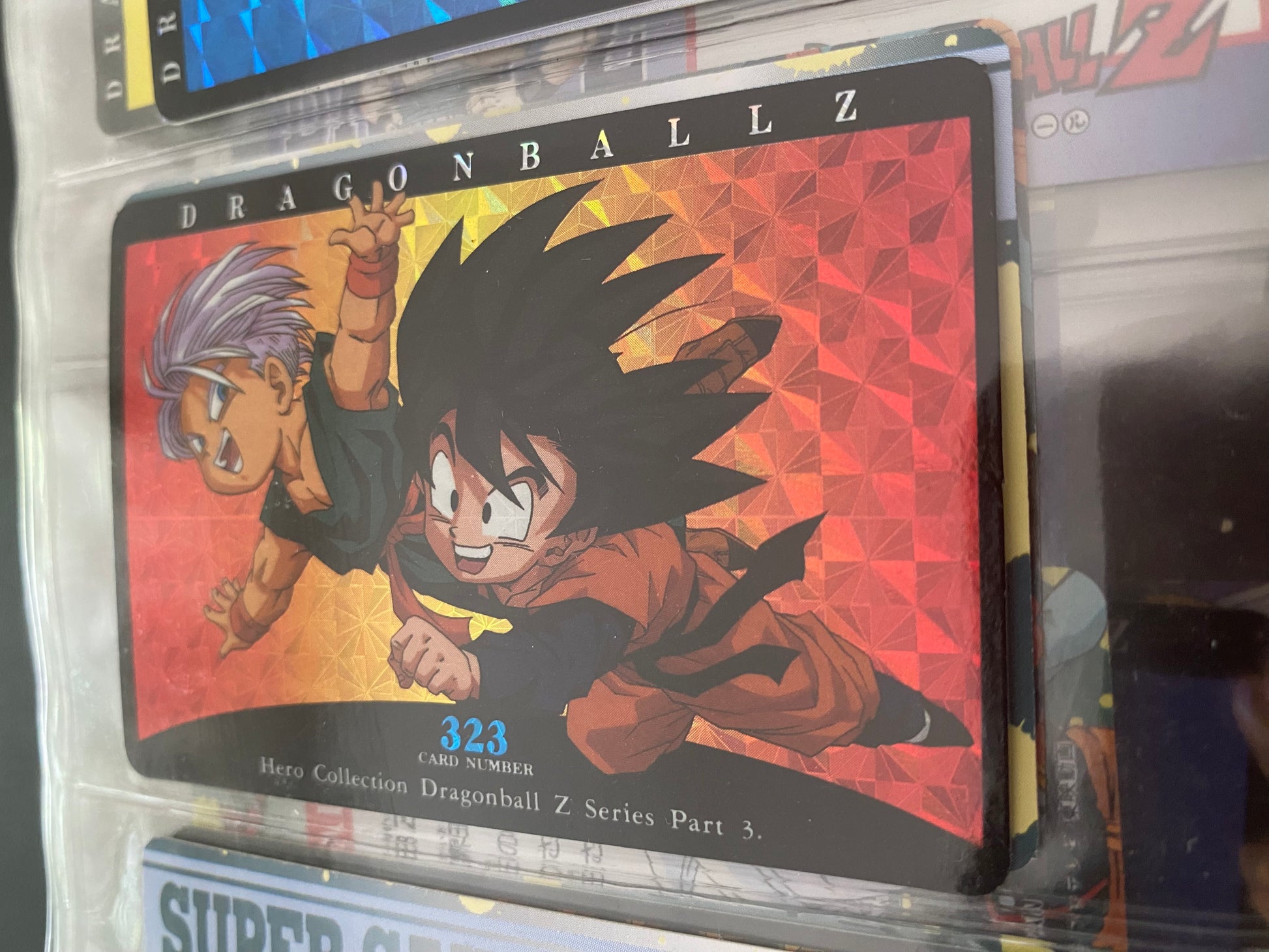 Dragon Ball Z part 3. Carte de collection brillante numéro 323.