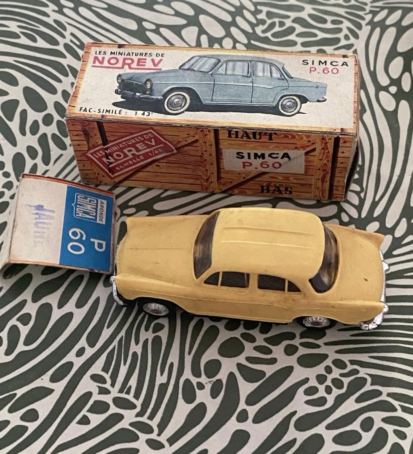 Norev voiture ancienne Simca Aronde P60 dans sa boîte d’origine