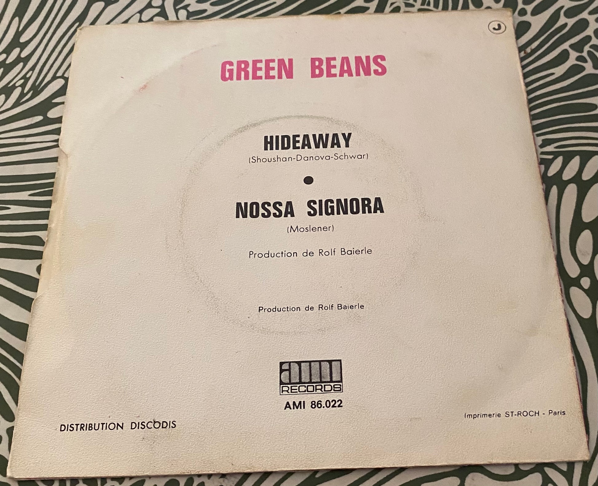 Disque vinyle 45 Tours Green Beans. Hideaway